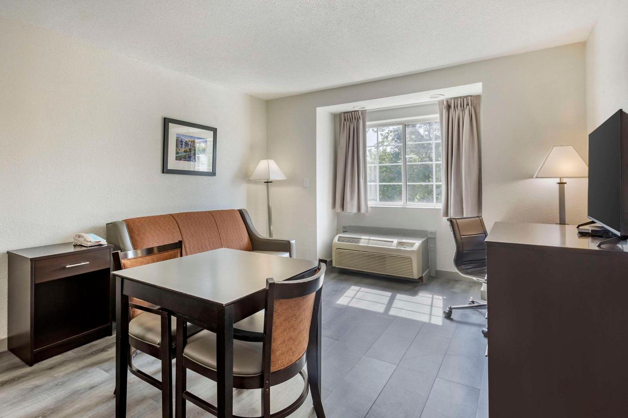 Econo Lodge Inn & Suites Greenville Eksteriør bilde