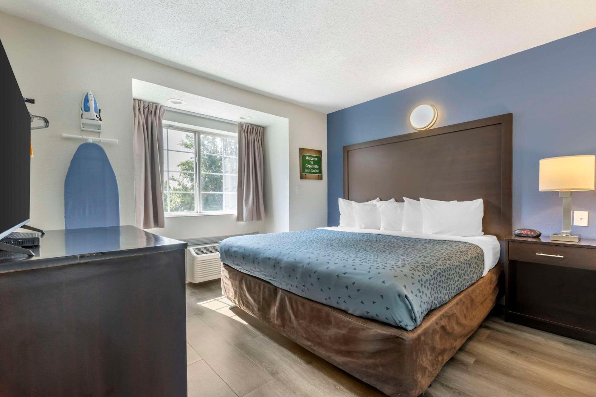Econo Lodge Inn & Suites Greenville Eksteriør bilde