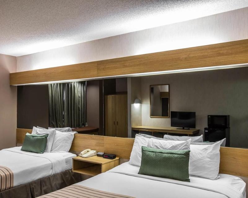 Econo Lodge Inn & Suites Greenville Eksteriør bilde